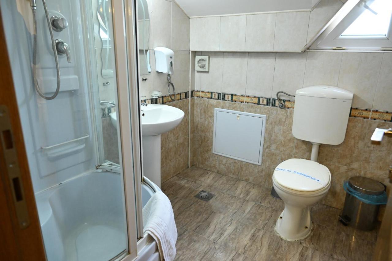 Harmony Hotel Kumanovo Bagian luar foto