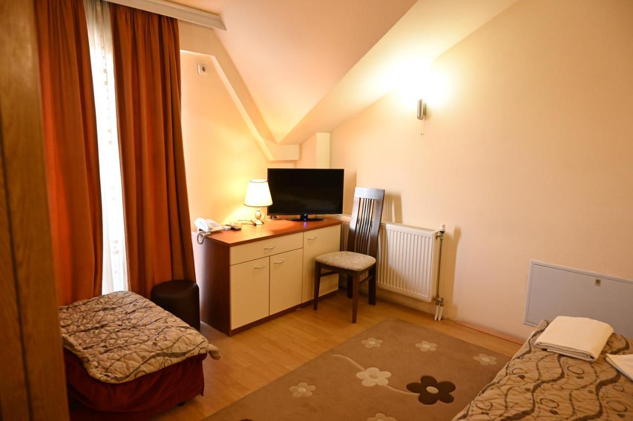 Harmony Hotel Kumanovo Bagian luar foto
