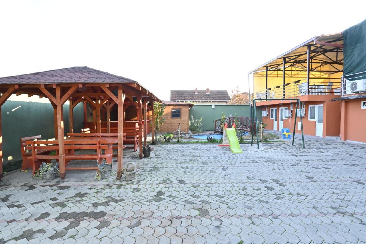 Harmony Hotel Kumanovo Bagian luar foto